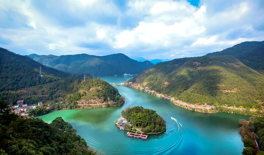 芦茨村（杭州市桐庐县富春江镇）