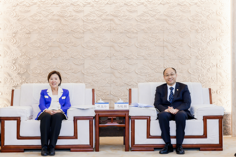 浙江大学校长马琰铭会见香港科技大学校长叶玉如